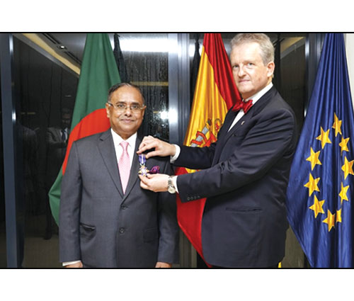 Mr. Kutubuddin Ahmed Conferred Knight Officer Honor by King of Spain